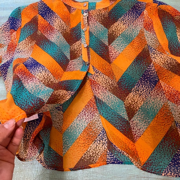 ASTR the Label Colorful Split Back Sheer Top (M) - Picture 8 of 12